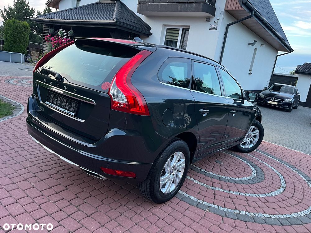 Volvo XC 60 D4 Geartronic Momentum - 8