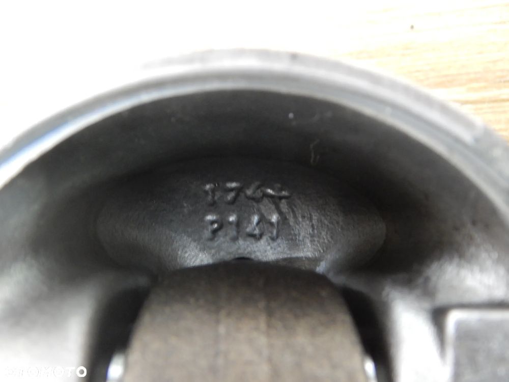 Tłok + korbowód 2.4 D5 Volvo XC60 xc60 I s60 s80 v70 08-17 Łuków części - 7