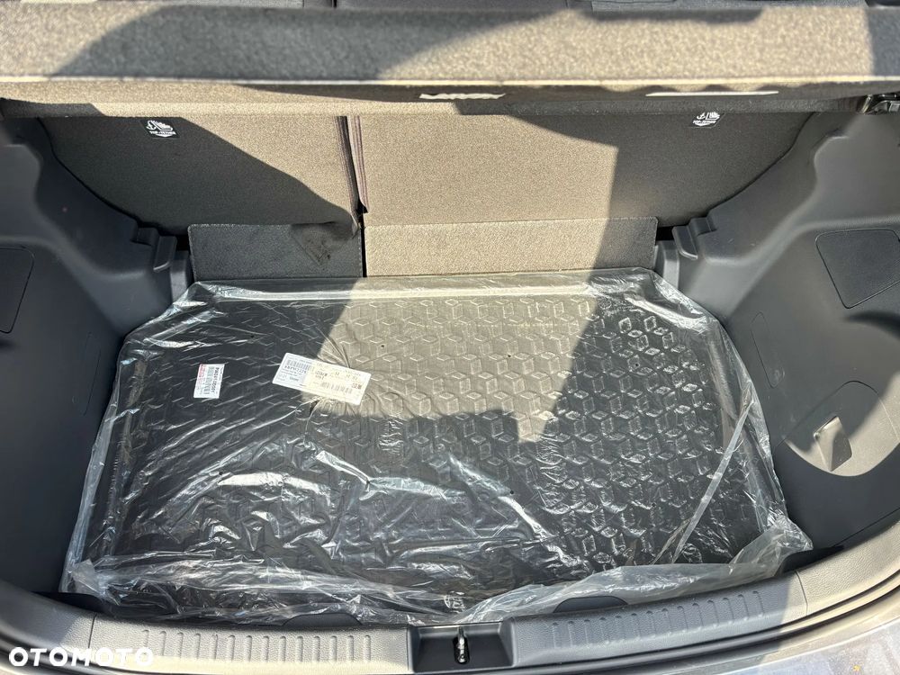 Toyota Yaris 1.5 Comfort - 12