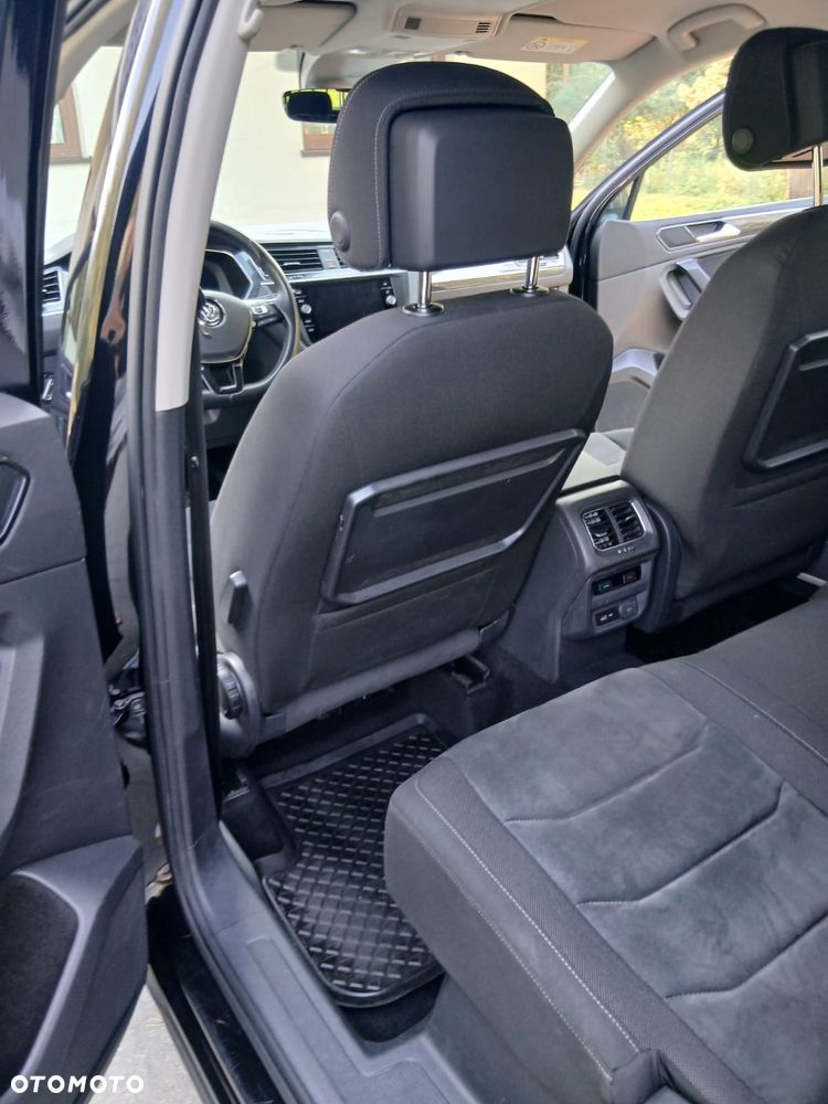 Volkswagen Tiguan Allspace 2.0 TSI 4Mot Highline DSG 7os - 25