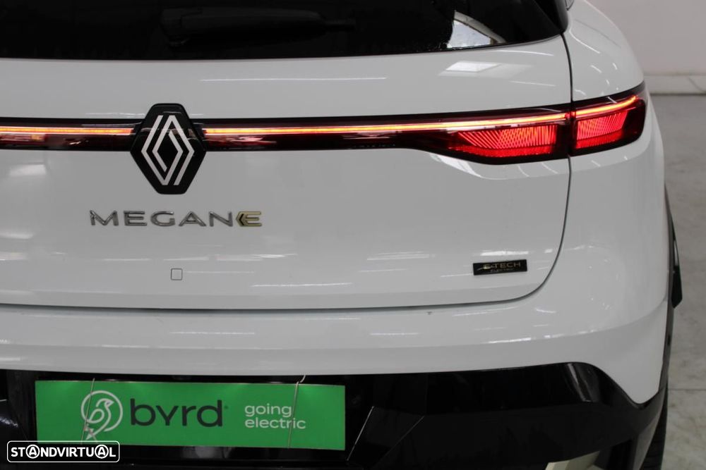 Renault Mégane E-Tech EV60 Iconic Autonomia Conforto - 9