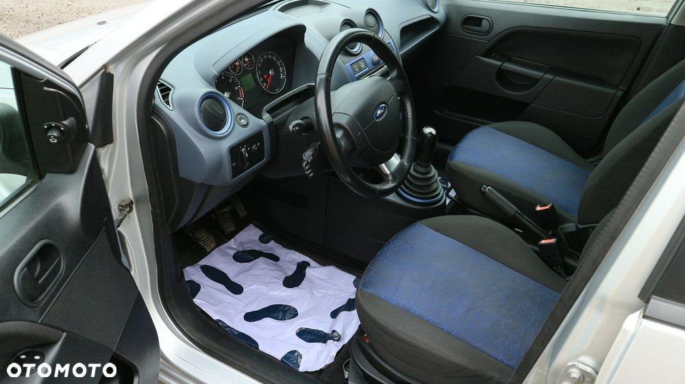 Ford Fiesta 1.25 Ambiente - 5