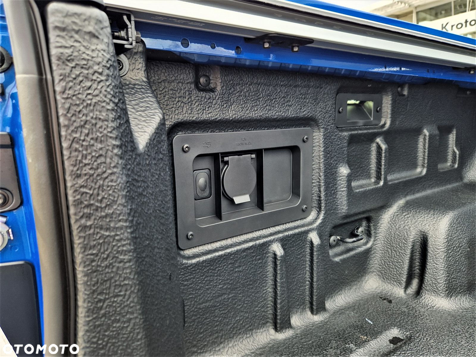 Volkswagen Amarok - 13