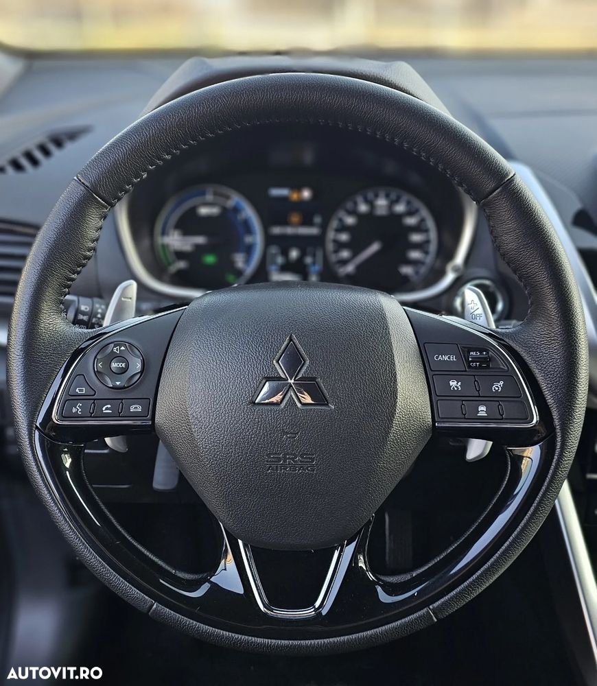 Mitsubishi Eclipse-Cross PHEV Intense+ - 14