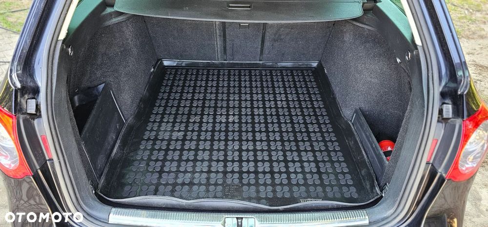 Volkswagen Passat 2.0 TDI Comfortline - 20