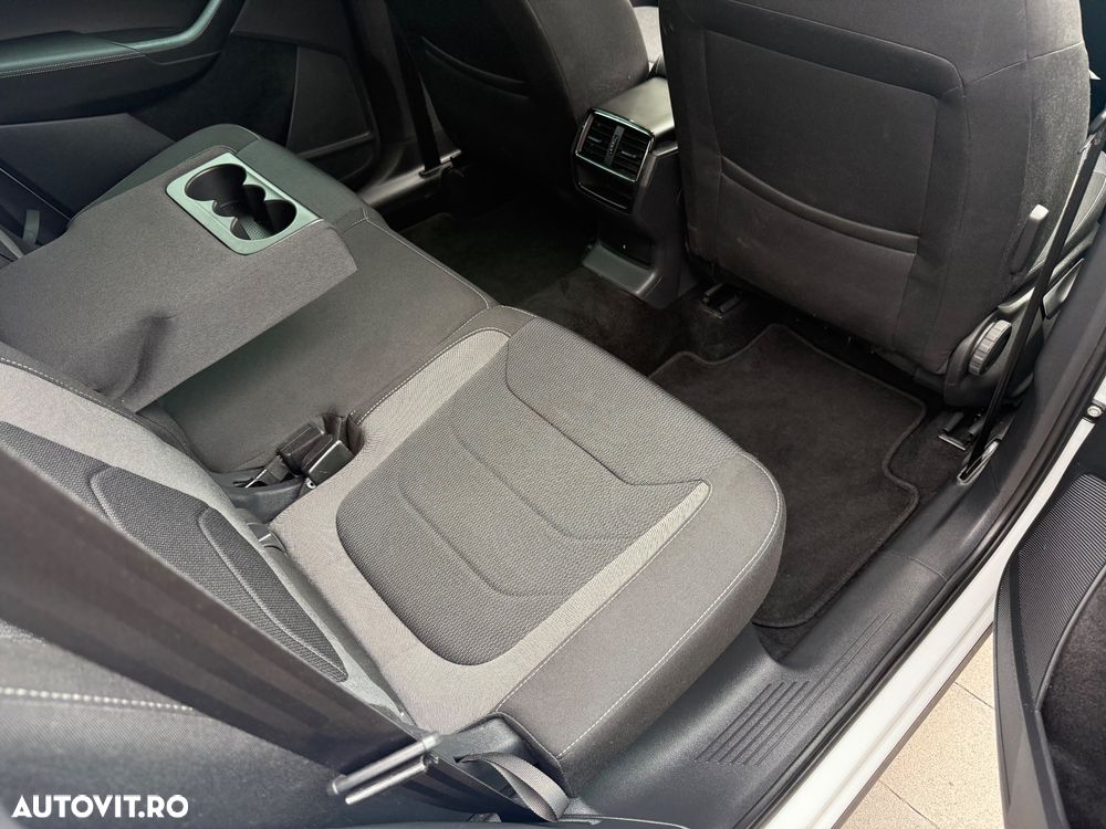 Skoda Karoq 2.0 TDI DSG Tour - 9