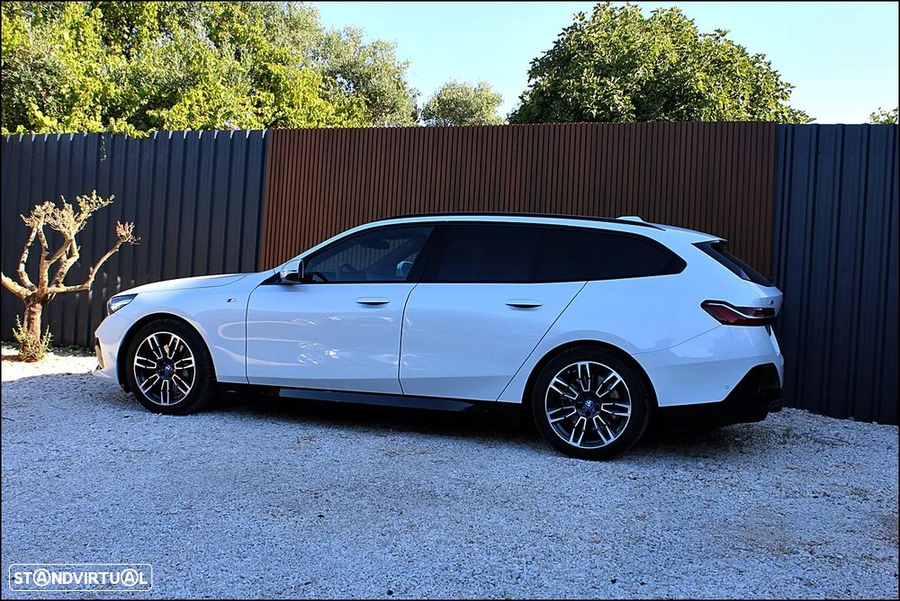 BMW i5 eDrive40 Pack Desportivo M - 14