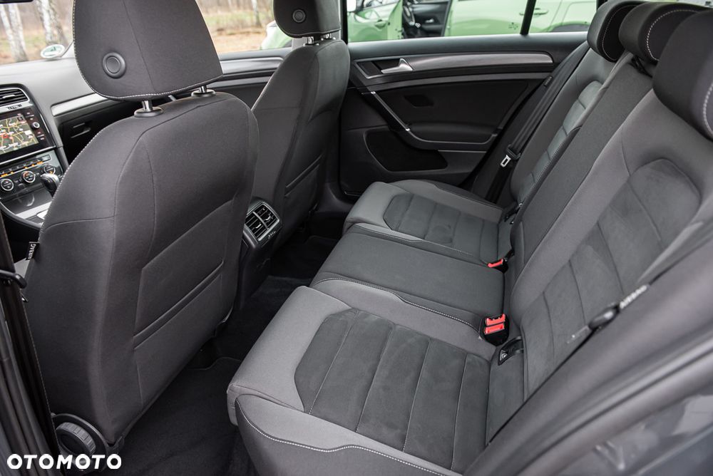 Volkswagen Golf 1.6 TDI DSG Join - 28