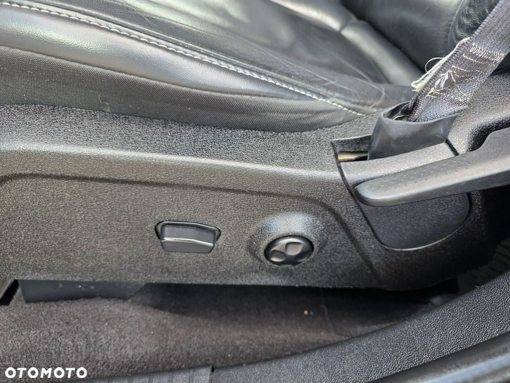 Fiat Freemont 2.0 Multijet 16V DPF Automatik Allrad Black Code - 35