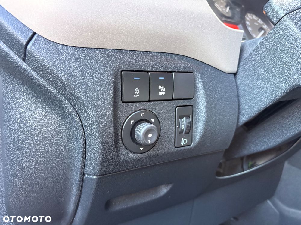 Citroën Berlingo Multispace HDi 115 FAP Selection - 31