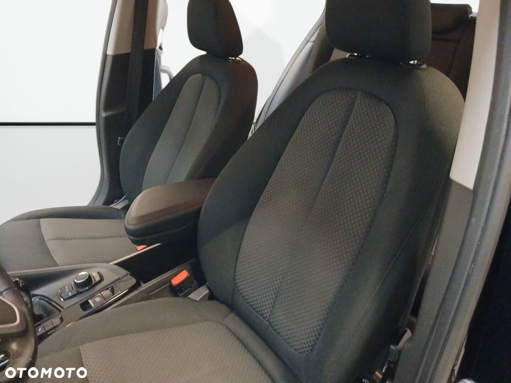 BMW X2 sDrive18i - 16