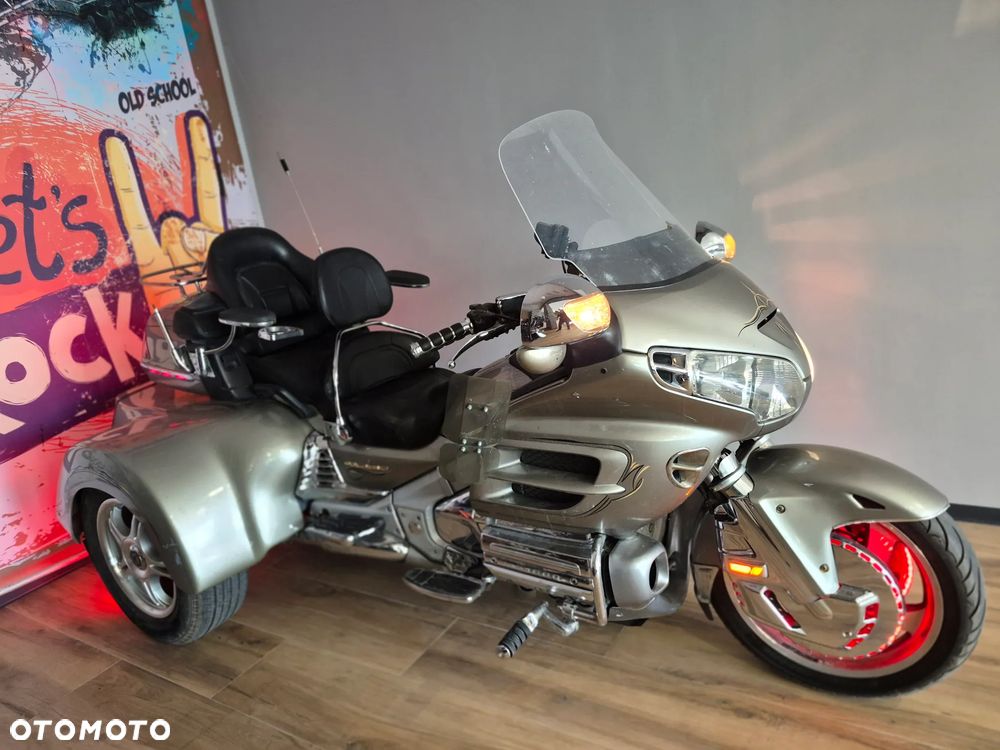 Honda GL - 10