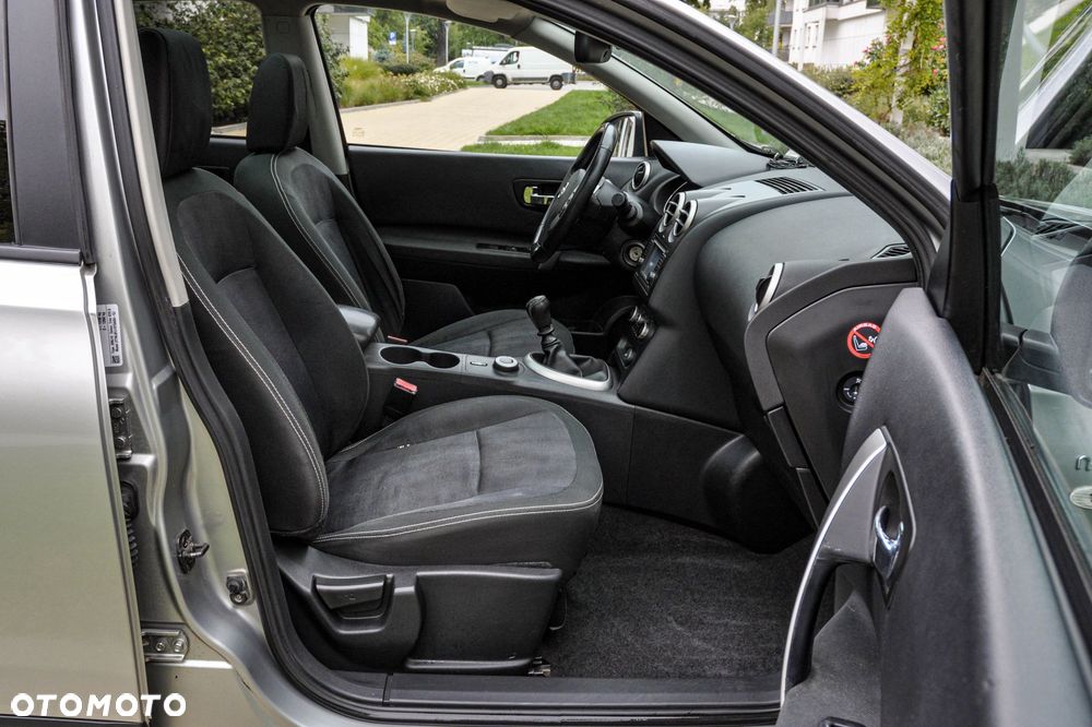 Nissan Qashqai+2 - 11