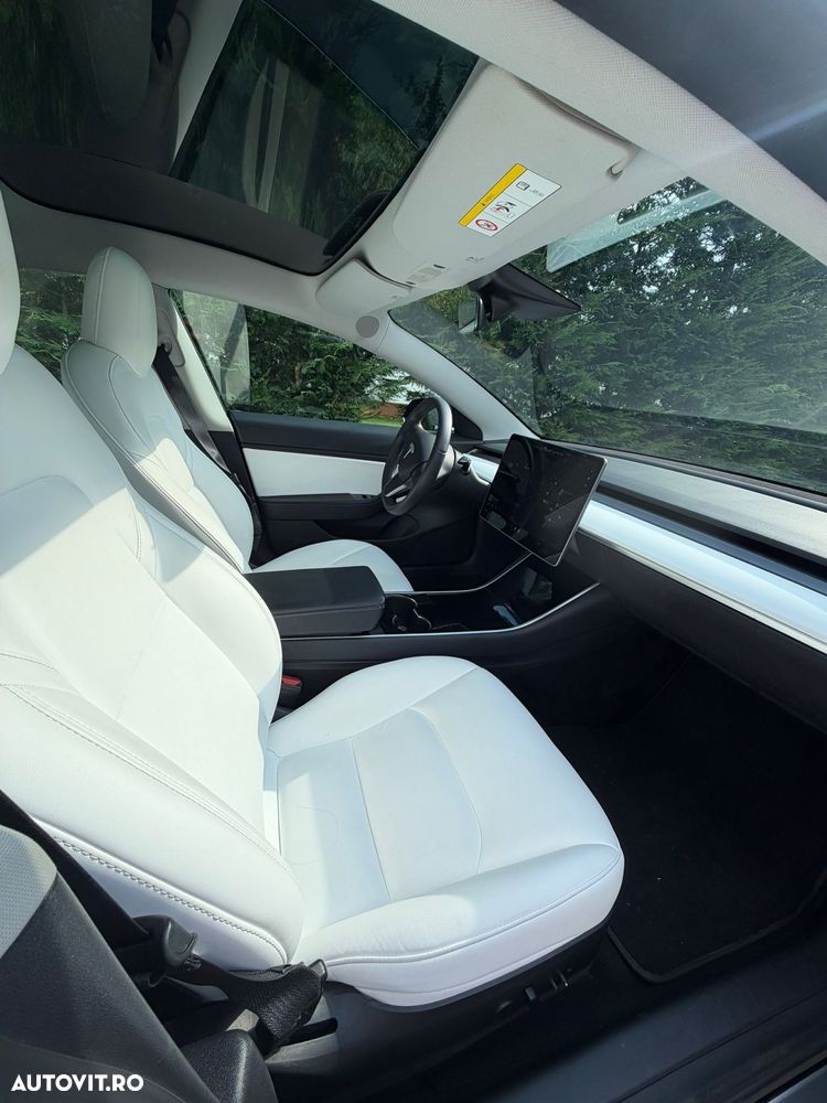 Tesla Model 3 AWD Dual Motor - 17