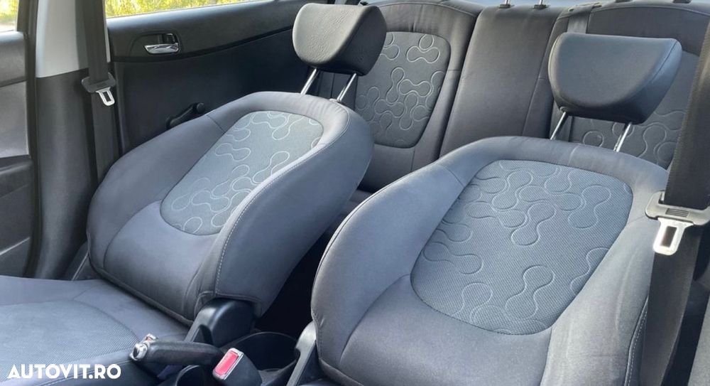 Hyundai i20 1.4 CRDi Style - 34