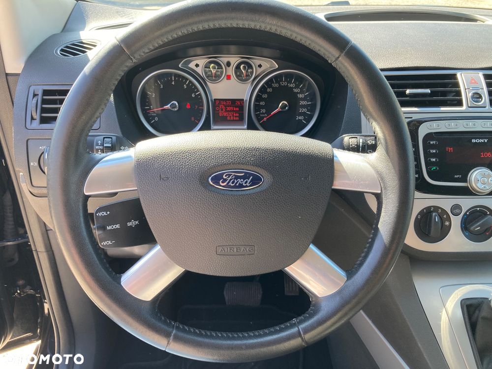 Ford Kuga 2.5 4x4 Trend - 6