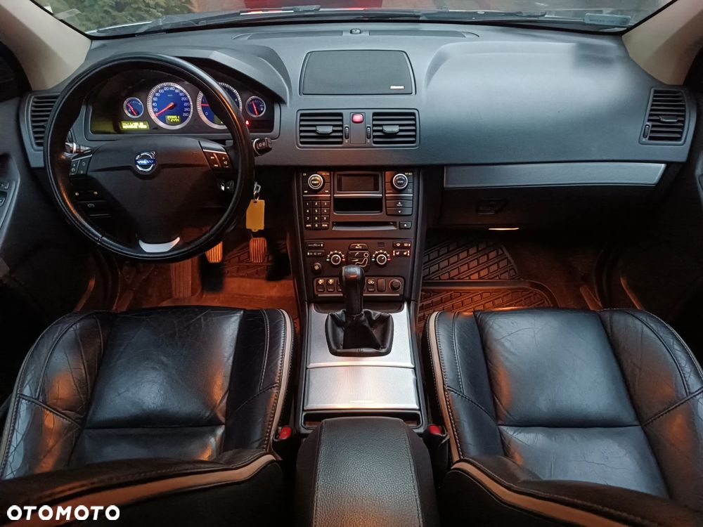 Volvo XC 90 D5 AWD R-Design - 22