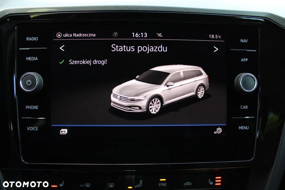 Volkswagen Passat 2.0 TSI Business DSG - 25