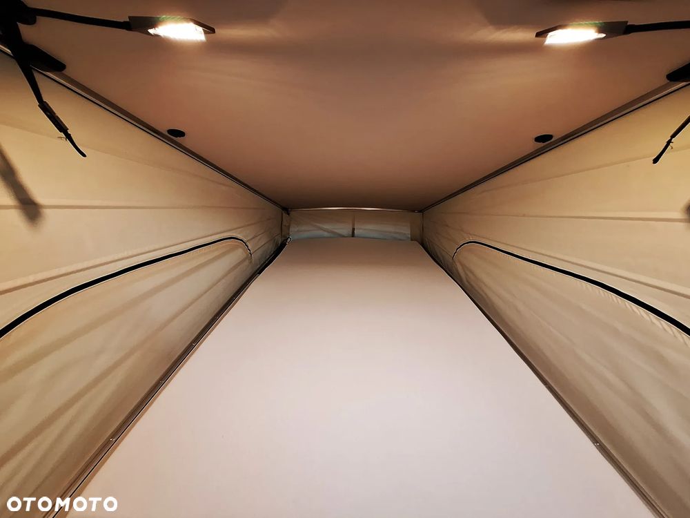 Mercedes-Benz Klasa V - 36