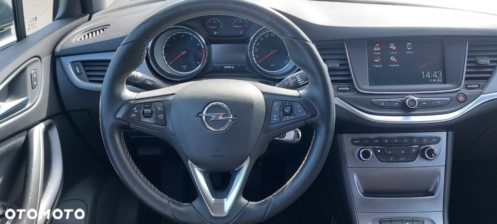 Opel Astra 1.4 Turbo Innovation - 13