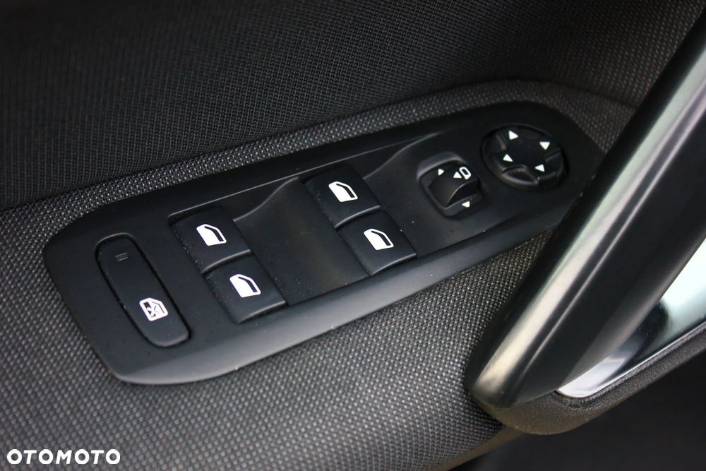 Peugeot 308 BlueHDi FAP 130 Stop & Start Allure - 31