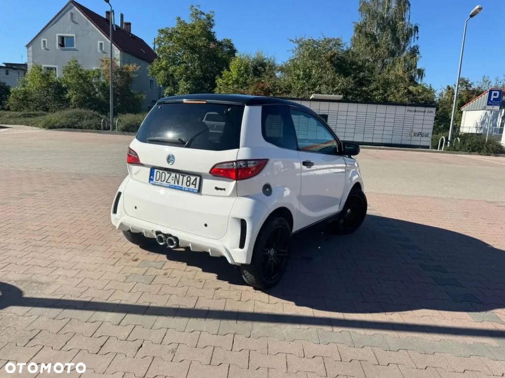 Microcar DUE First - 1