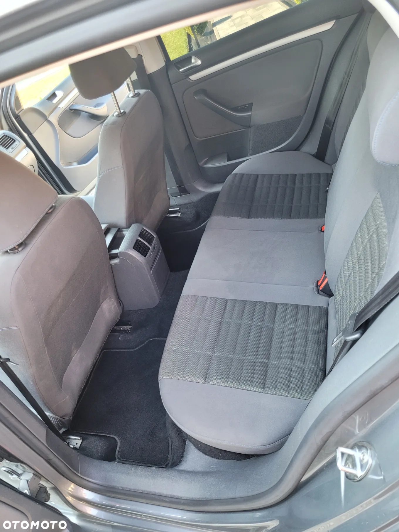 Volkswagen Golf 1.6 Tour - 16