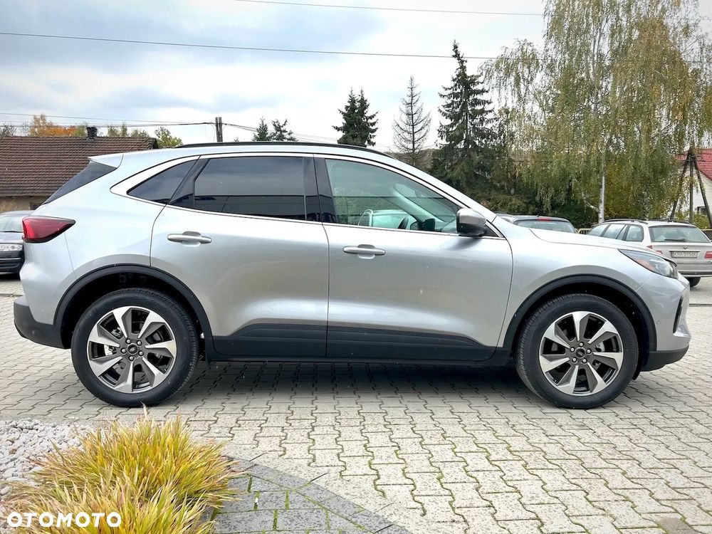 Ford Escape 2.0 EcoBoost AWD Titanium - 4