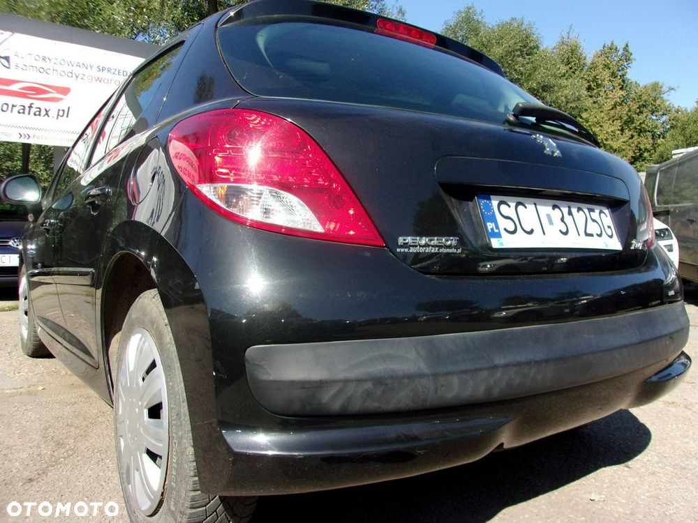 Peugeot 207 - 10