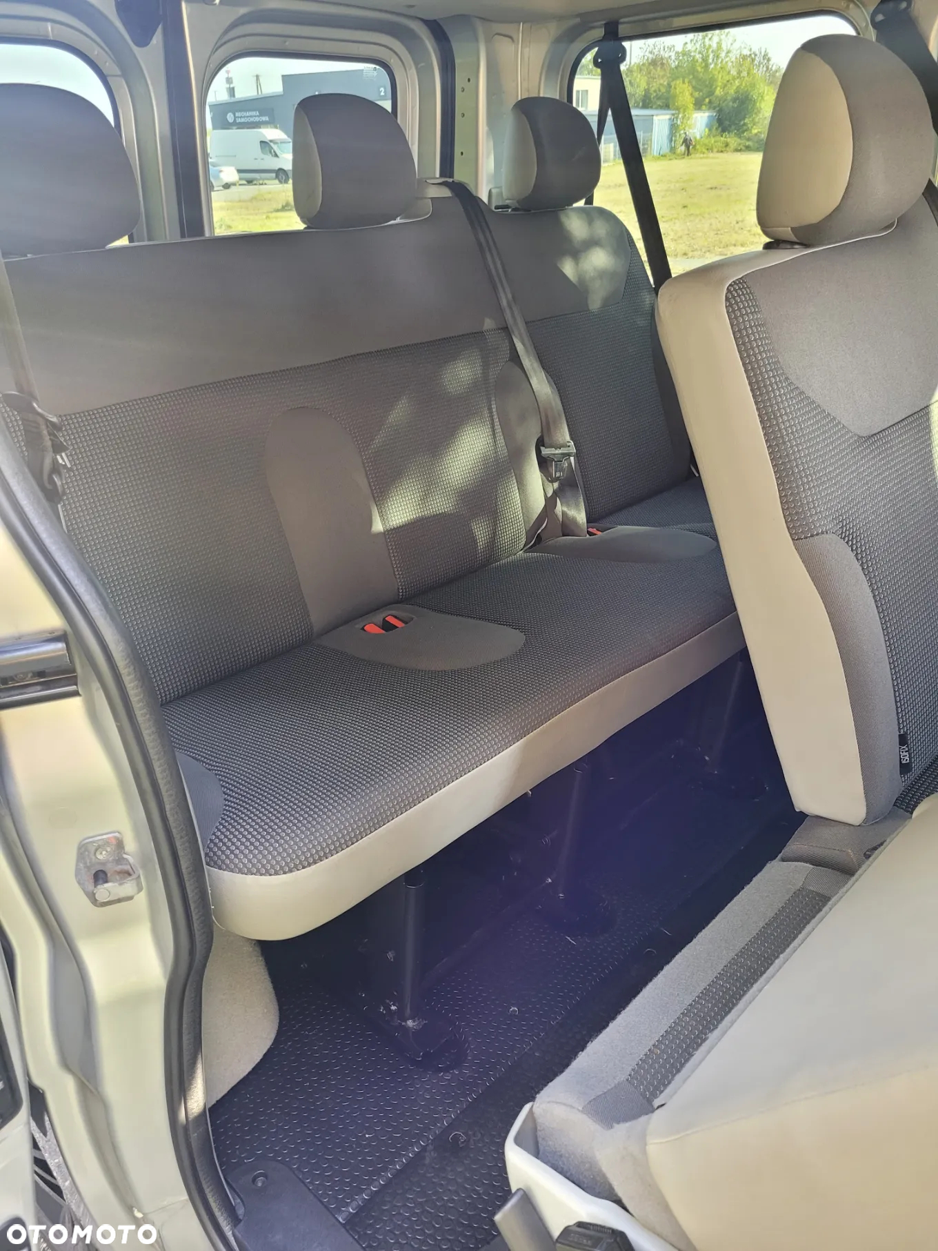Opel Vivaro 2.0 CDTI L1H1 - 12