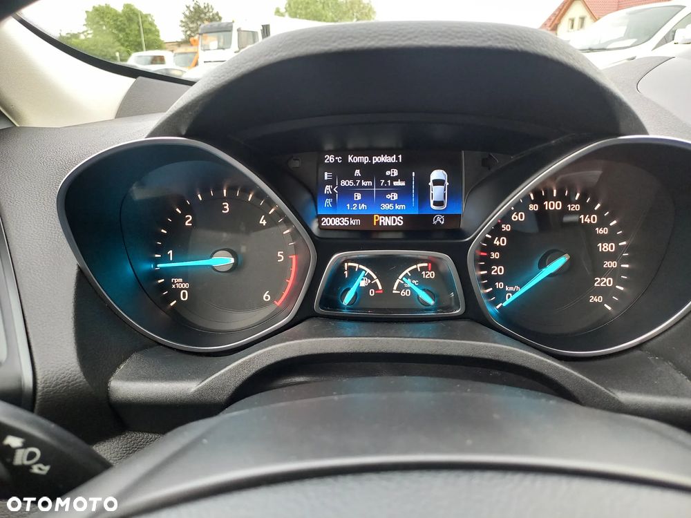 Ford Kuga - 22
