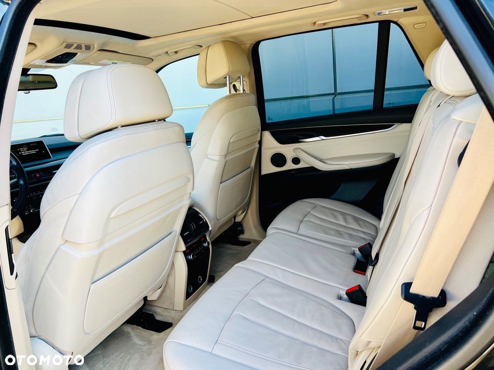 BMW X5 xDrive35i - 10