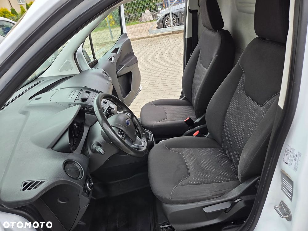 Ford Transit Courier Trend - 13
