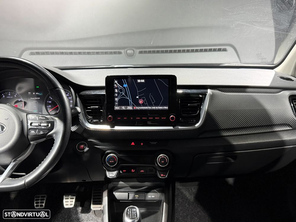 Kia Stonic 1.0 T-GDI GT Line - 28