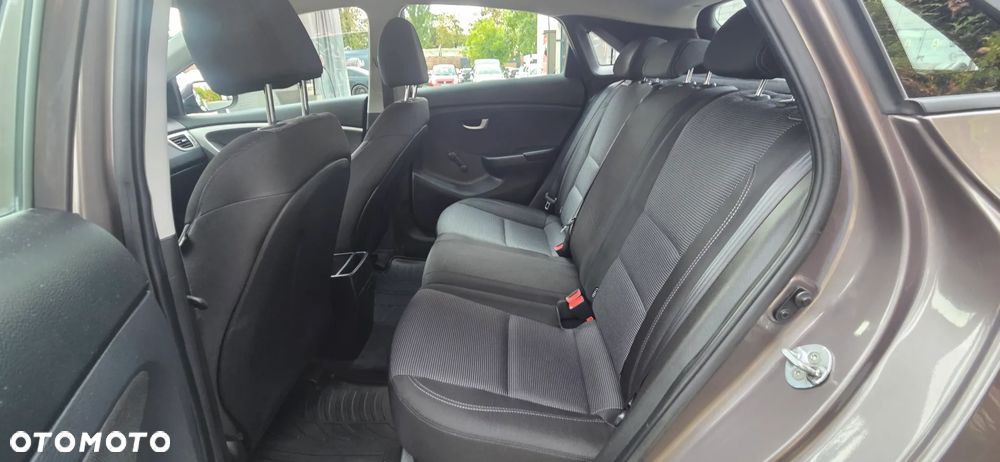 Hyundai i30 1.4 Style - 32