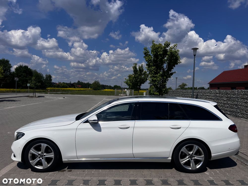Mercedes-Benz Klasa E 220 d 9G-TRONIC Avantgarde - 4