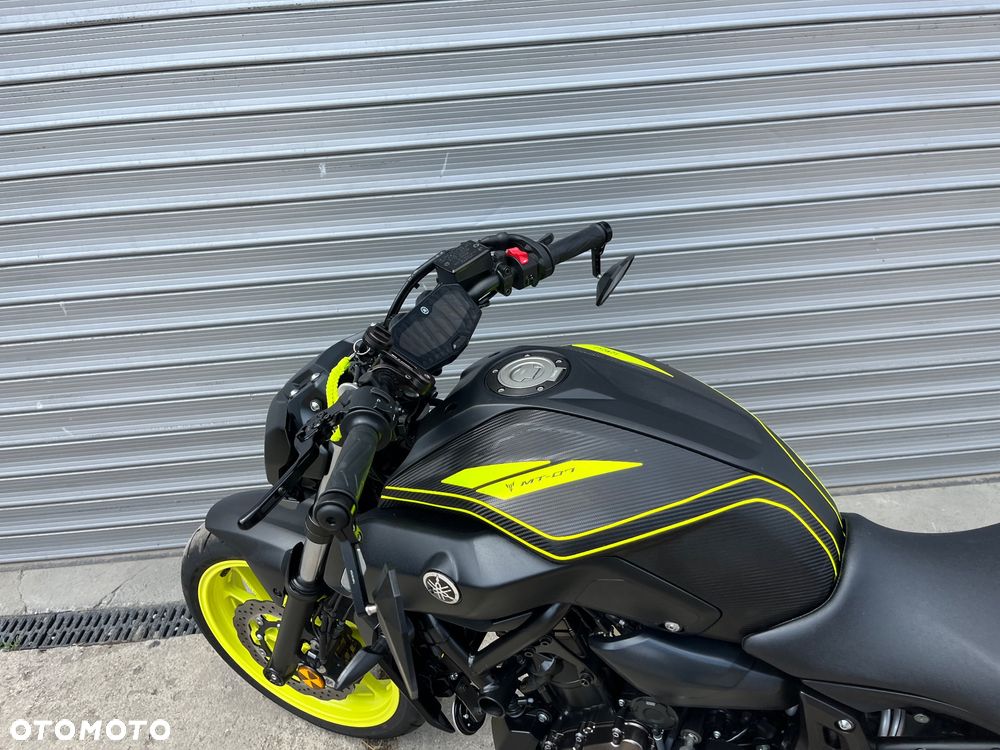 Yamaha MT - 10