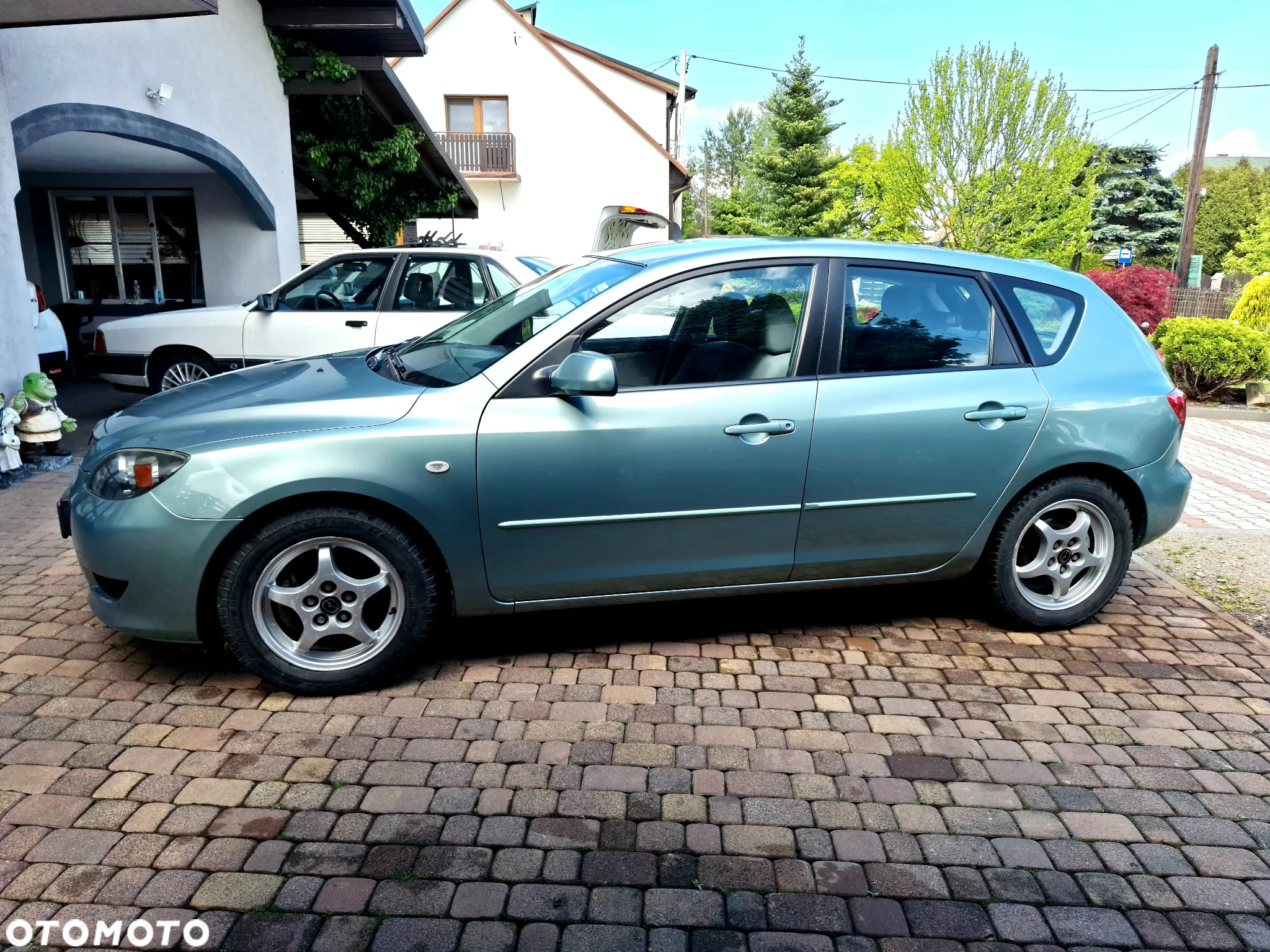 Mazda 3 - 10