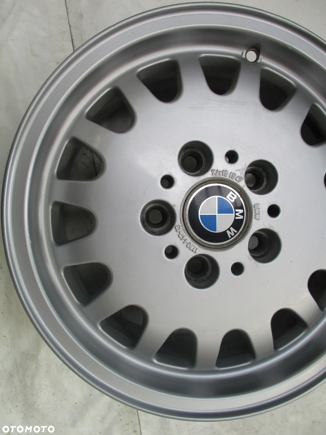 FELGI ALUMINIOWE 15 BMW E36 ET47 - 4
