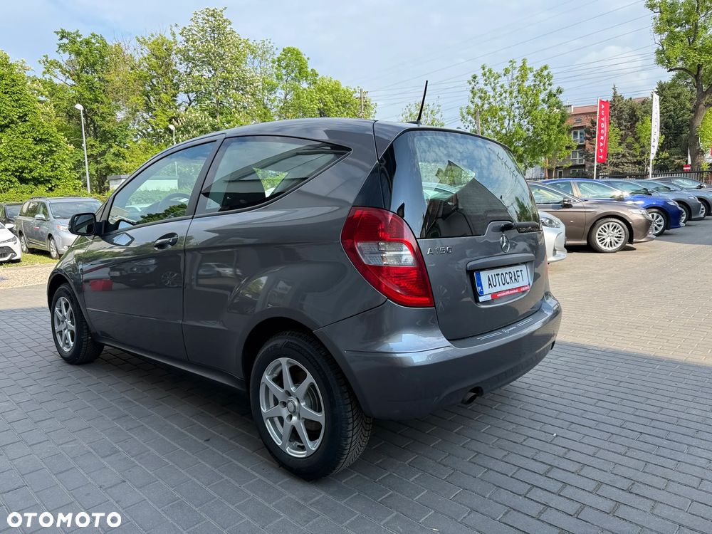 Mercedes-Benz Klasa A 160 BlueEFFICIENCY Elegance - 26