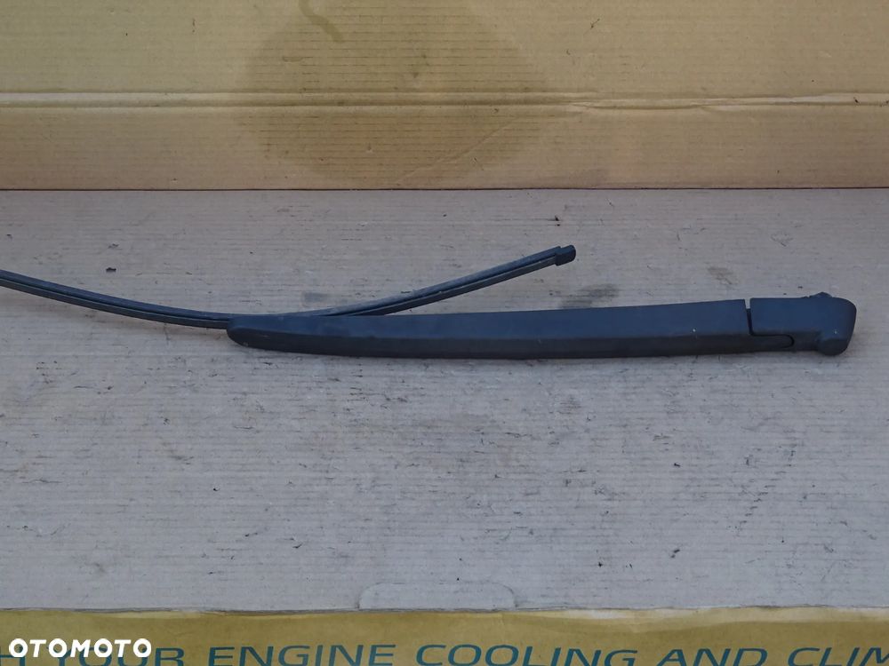 RAMIĘ WYCIERACZKI TYLNE TYŁ OPEL VECTRA C HB GTS - 1