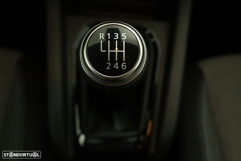 Renault Clio 1.0 TCe Evolution Bi-Fuel - 13