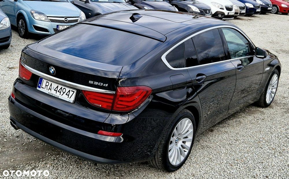BMW 5GT 530d - 13