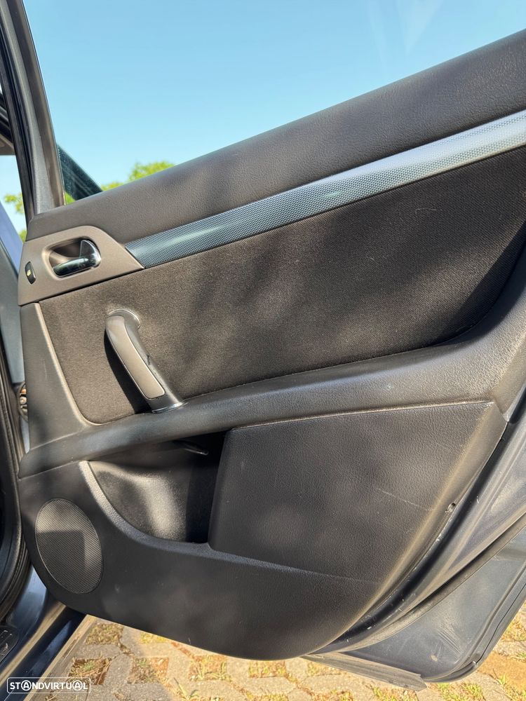 Peugeot 407 SW 1.6 HDi SE Navteq FAP - 44