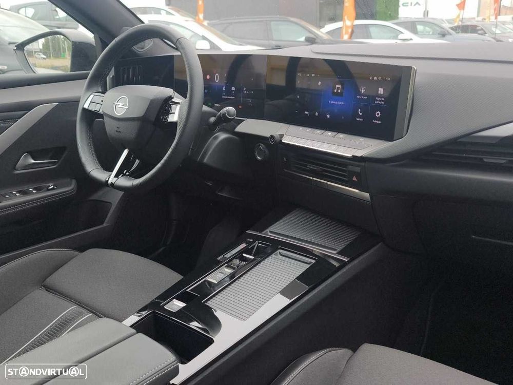 Opel Astra 1.2 T GS Aut. - 11