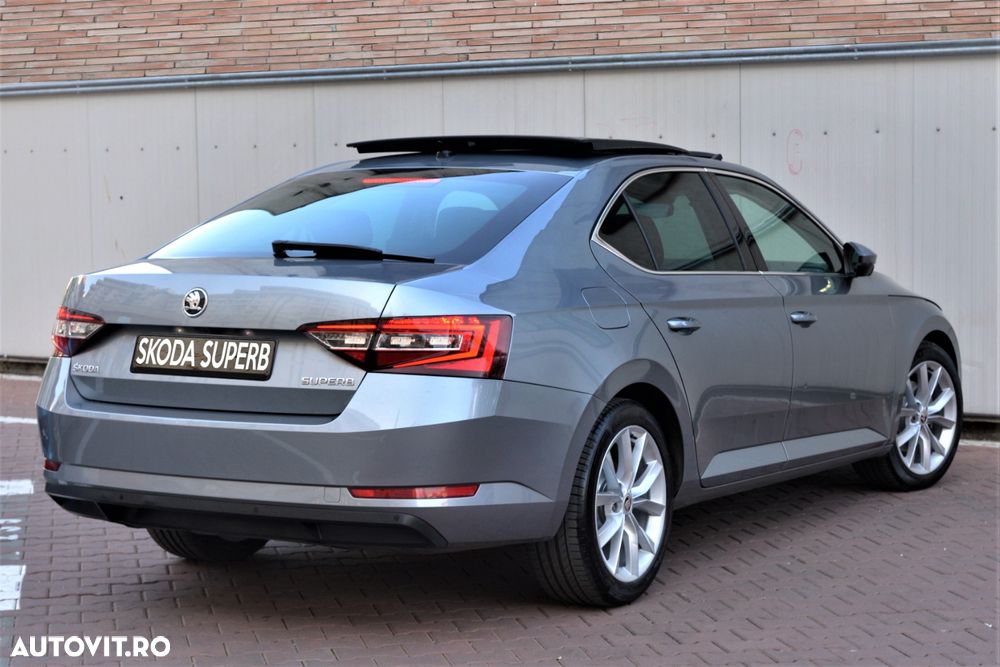 Skoda Superb 2.0 TDI DSG Premium Edition - 7