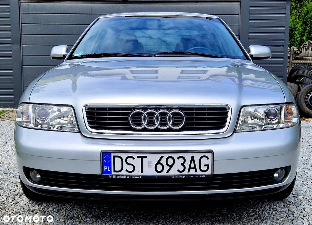 Audi A4 Limousine - 7