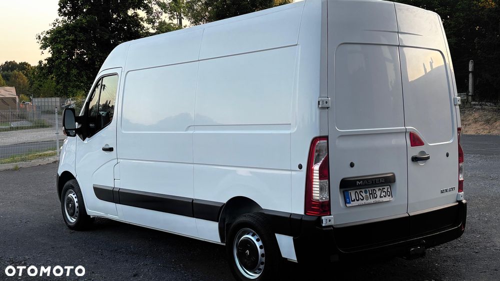Renault Master L2H2 (średni) - 25