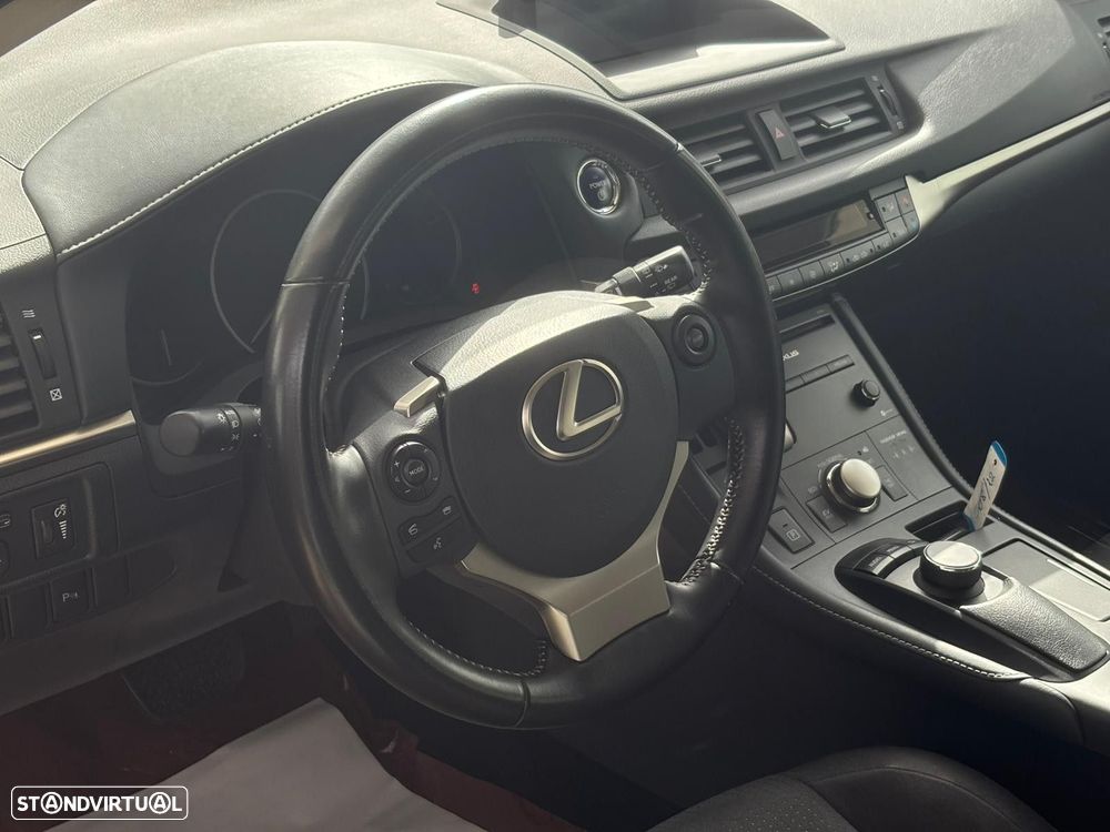 Lexus CT 200h Executive - 14