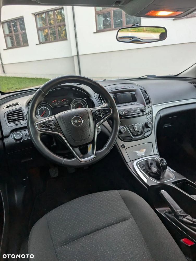 Opel Insignia 1.4 Turbo Sports Tourer ecoFLEXStart/Stop Business Edition - 4
